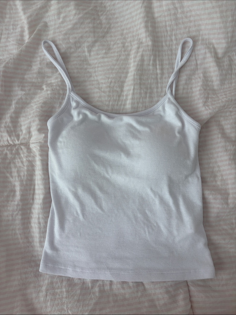 🍎 refuge White Spaghetti Strap Camisole